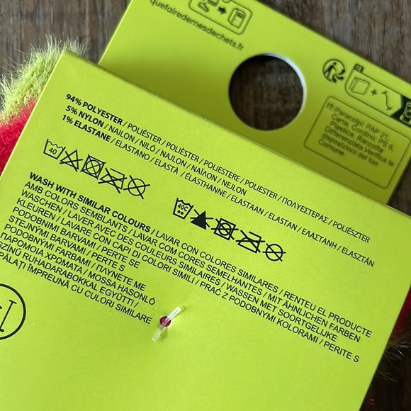 Grinch Socks - Picture 6 of 6